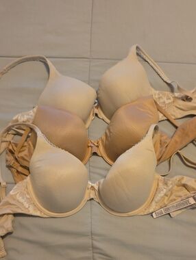 Victoria's Secret Beige and Light Tan T-Shirt Bras - Set of 3